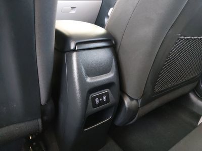 2025 Hyundai Venue - Photo 14
