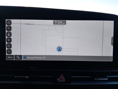 2024 Hyundai Elantra - Photo 17