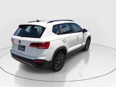 2024 Volkswagen Taos - Photo 7