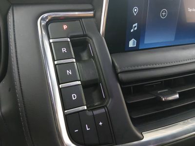 2024 Chevrolet Tahoe - Photo 21