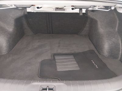 2025 Nissan Altima - Photo 11
