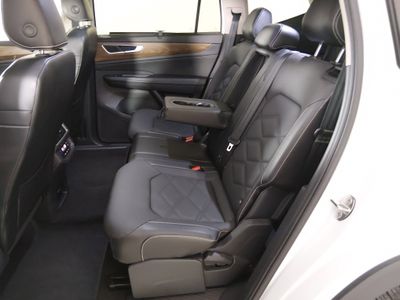 2024 Volkswagen Atlas - Photo 21