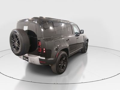 2025 Land Rover Defender - Photo 7