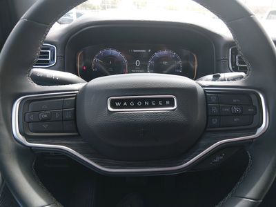 2024 Jeep Wagoneer - Photo 12