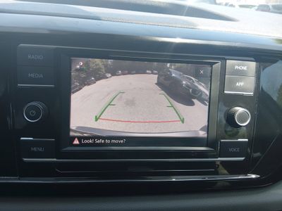 2024 Volkswagen Taos - Photo 17