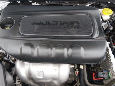 2023 Jeep Cherokee — photo 9 view