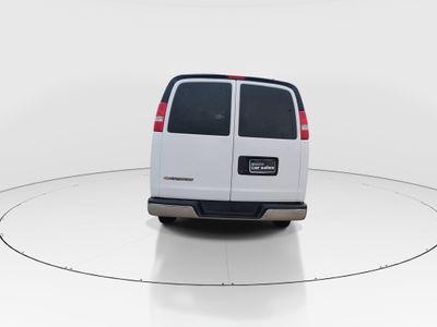 2025 Chevrolet Express Passenger - Photo 6