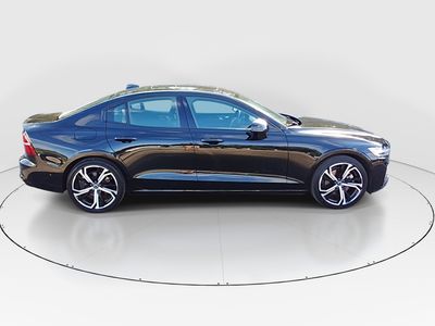 2024 Volvo S60 - Photo 8