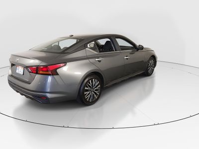 2025 Nissan Altima - Photo 7
