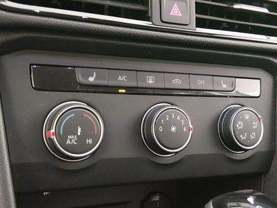 2022 Volkswagen Taos - Photo 17