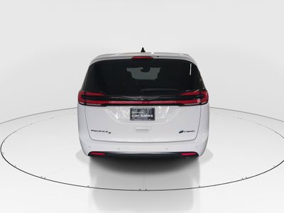2024 Chrysler Pacifica - Photo 6