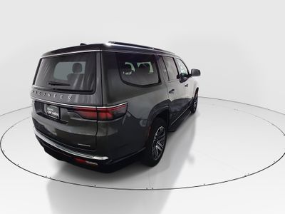 2024 Jeep Wagoneer - Photo 7