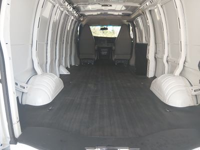 2023 GMC Savana Cargo Van — photo 11 view