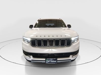 2023 Jeep Wagoneer L - Photo 2