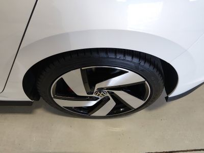 2024 Volkswagen Golf GTI - Photo 10
