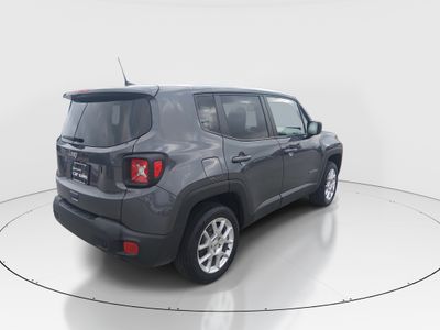 2023 Jeep Renegade - Photo 7