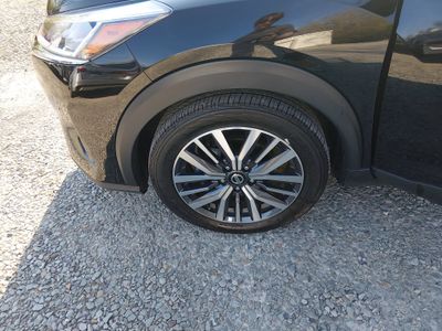 2021 Nissan Kicks - Photo 10