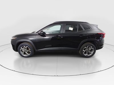 2025 Chevrolet Trax - Photo 4