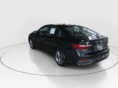 2024 Volkswagen Jetta - Photo 5