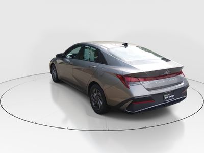 2024 Hyundai Elantra - Photo 5