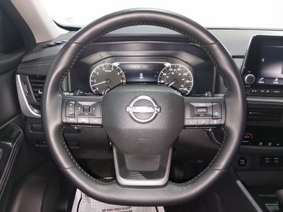 2025 Nissan Rogue - Photo 12