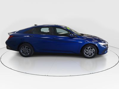 2024 Hyundai Elantra - Photo 8