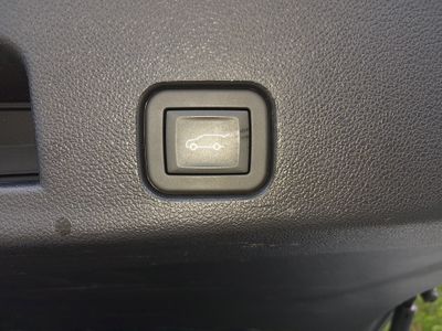 2025 Chevrolet Traverse - Photo 12