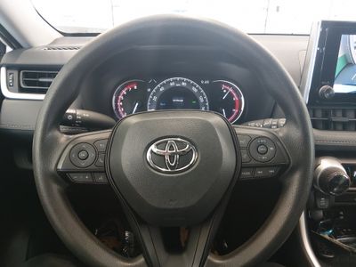 2024 Toyota RAV4 - Photo 12