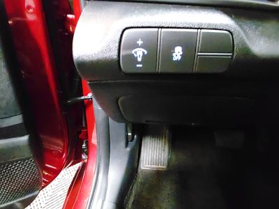 2024 Hyundai Elantra — photo 13 view