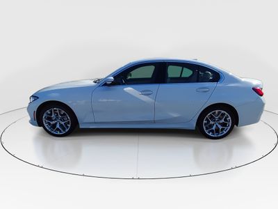 2025 BMW 3 Series - Photo 4