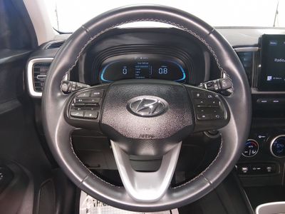 2025 Hyundai Venue - Photo 12