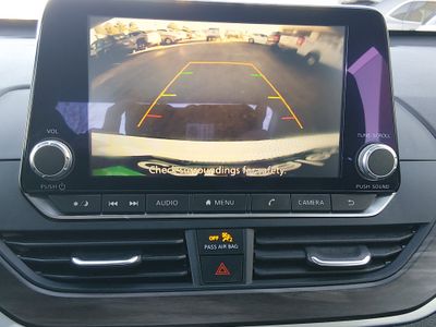 2025 Nissan Altima - Photo 21
