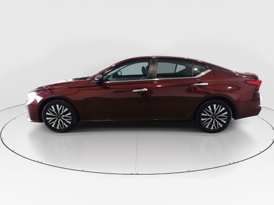 2024 Nissan Altima - Photo 4