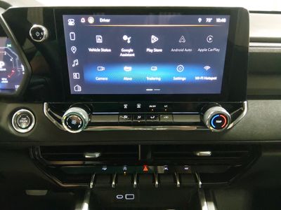 2025 Chevrolet Colorado — photo 18 view