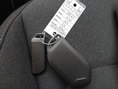 2025 Kia K4 - Photo 15