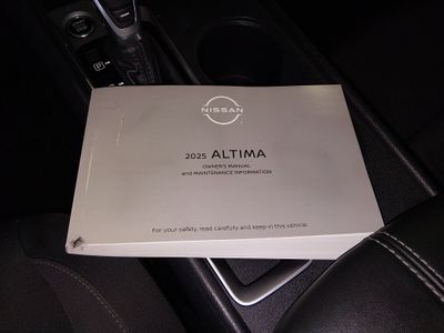 2025 Nissan Altima - Photo 18