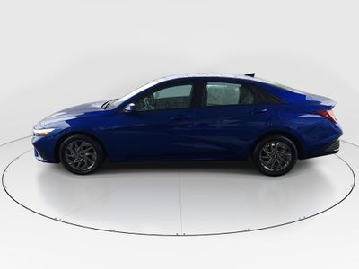 2024 Hyundai Elantra - Photo 4
