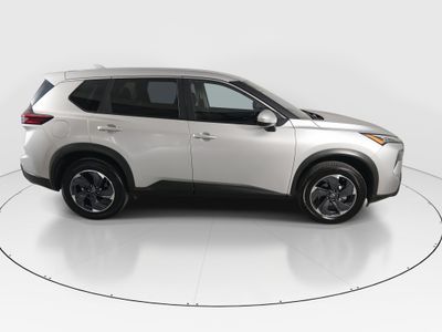 2024 Nissan Rogue — photo 8 view