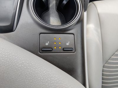2023 Toyota Camry — photo 17 view