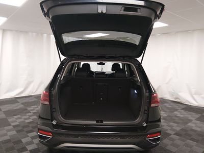 2024 Volkswagen Taos - Photo 11
