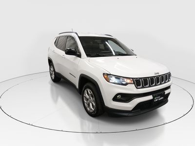 2024 Jeep Compass Latitude 4x4 — front three-quarter view