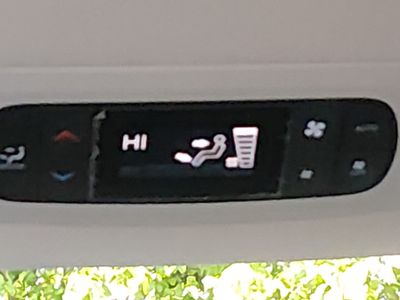 2024 Chrysler Pacifica — photo 19 view