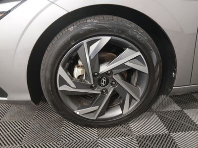 2024 Hyundai Elantra - Photo 10