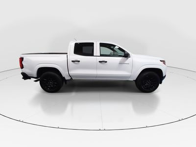 2025 Chevrolet Colorado — photo 8 view