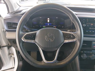 2024 Volkswagen Taos - Photo 12
