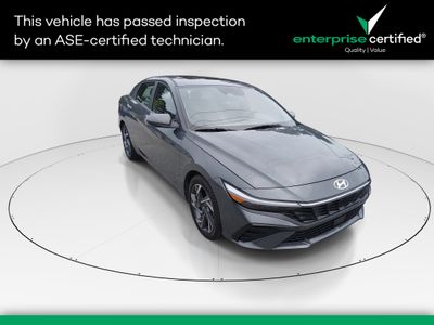 2025 Hyundai Elantra - Photo 1