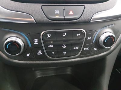 2024 Chevrolet Equinox — photo 18 view