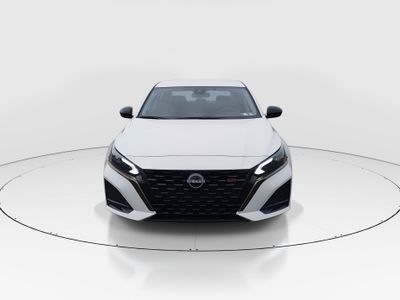 2024 Nissan Altima - Photo 2