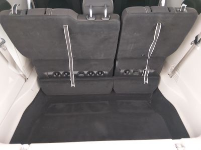 2022 Chrysler Voyager — photo 11 view
