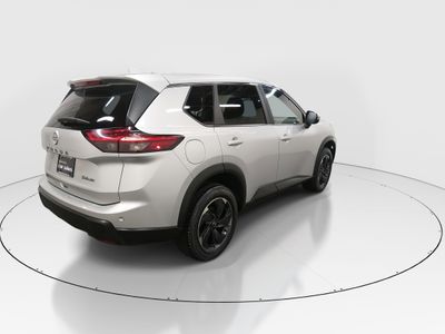 2024 Nissan Rogue - Photo 7
